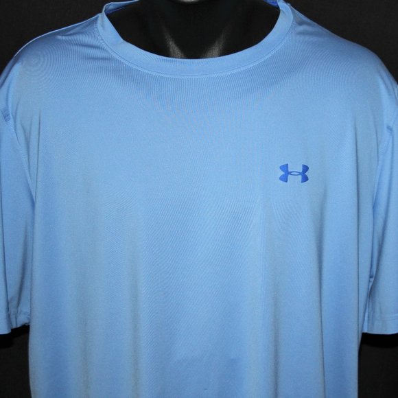BLACK// SHARP NWT~ MEN/'S UNDER ARMOUR FREEDOM GRAPHIC T-SHIRT HEATGEAR